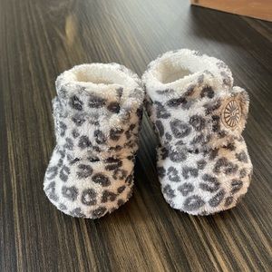 0.5 baby UGG booties